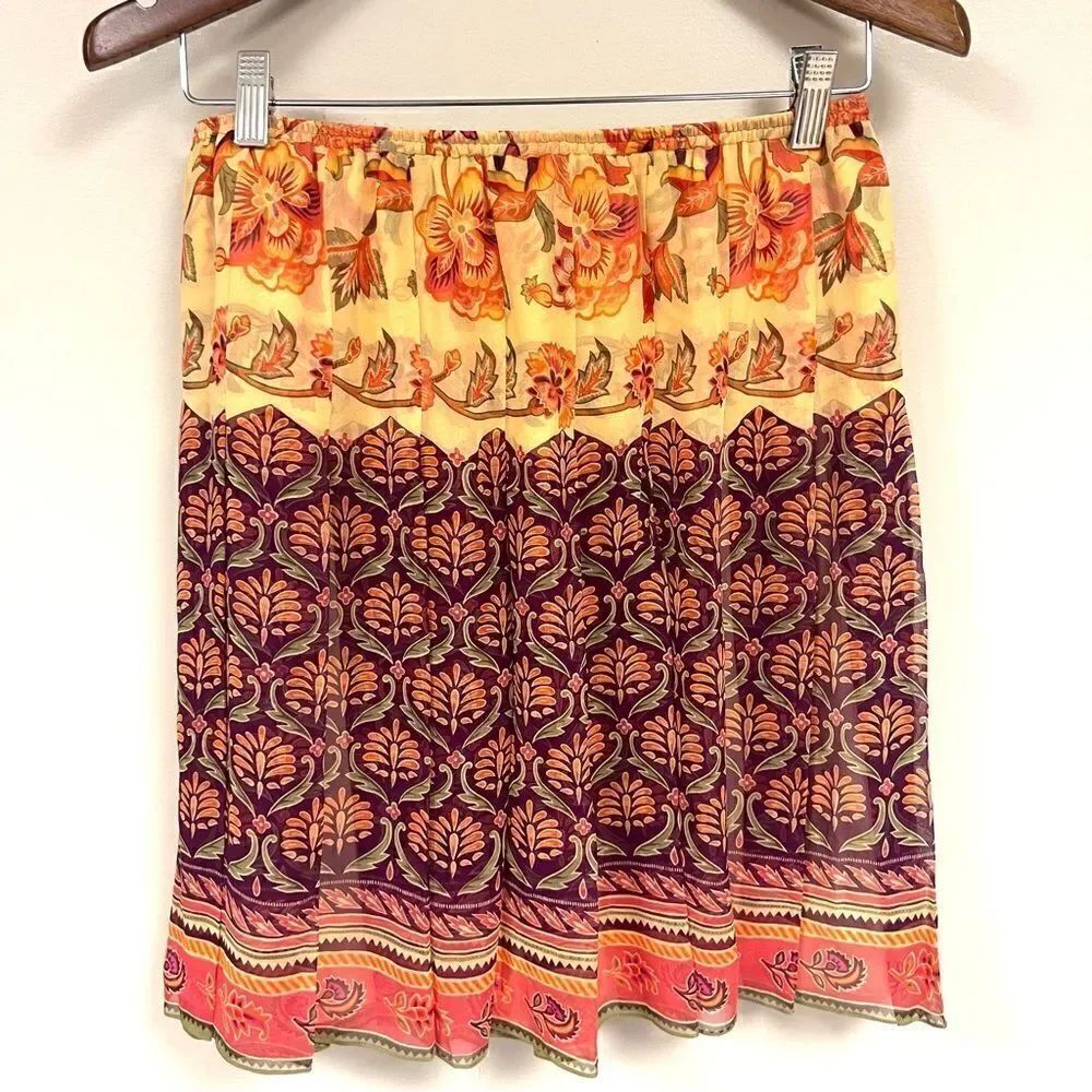 Ellen Tracy midi silk pleated skirt. Size M